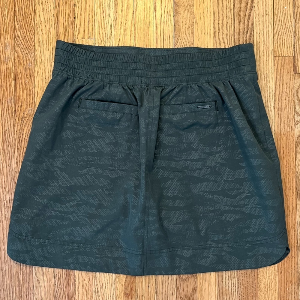Orvis Women’s Skort - Picture 3 of 5